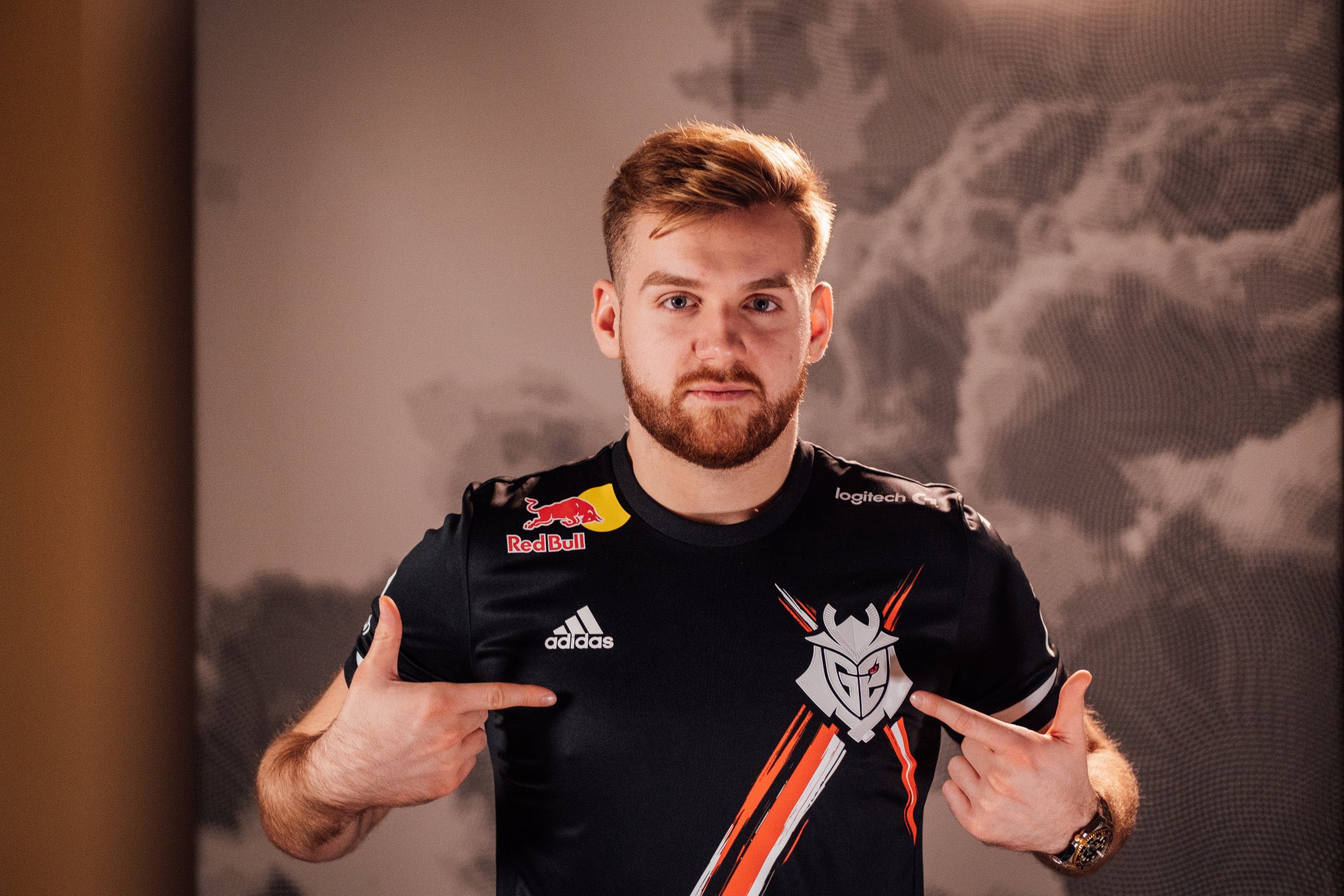 OMG赛后返图 shanji赛场怒吼咆哮！赛后Able与山鸡对视而笑